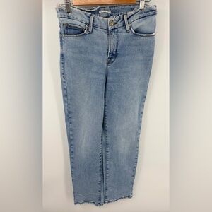 Good American women’s high waist light wash straight leg jean frayed waist 26